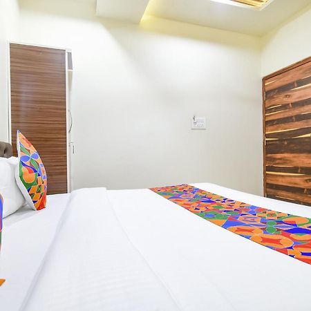 Fabhotel Crown Park إندور المظهر الخارجي الصورة