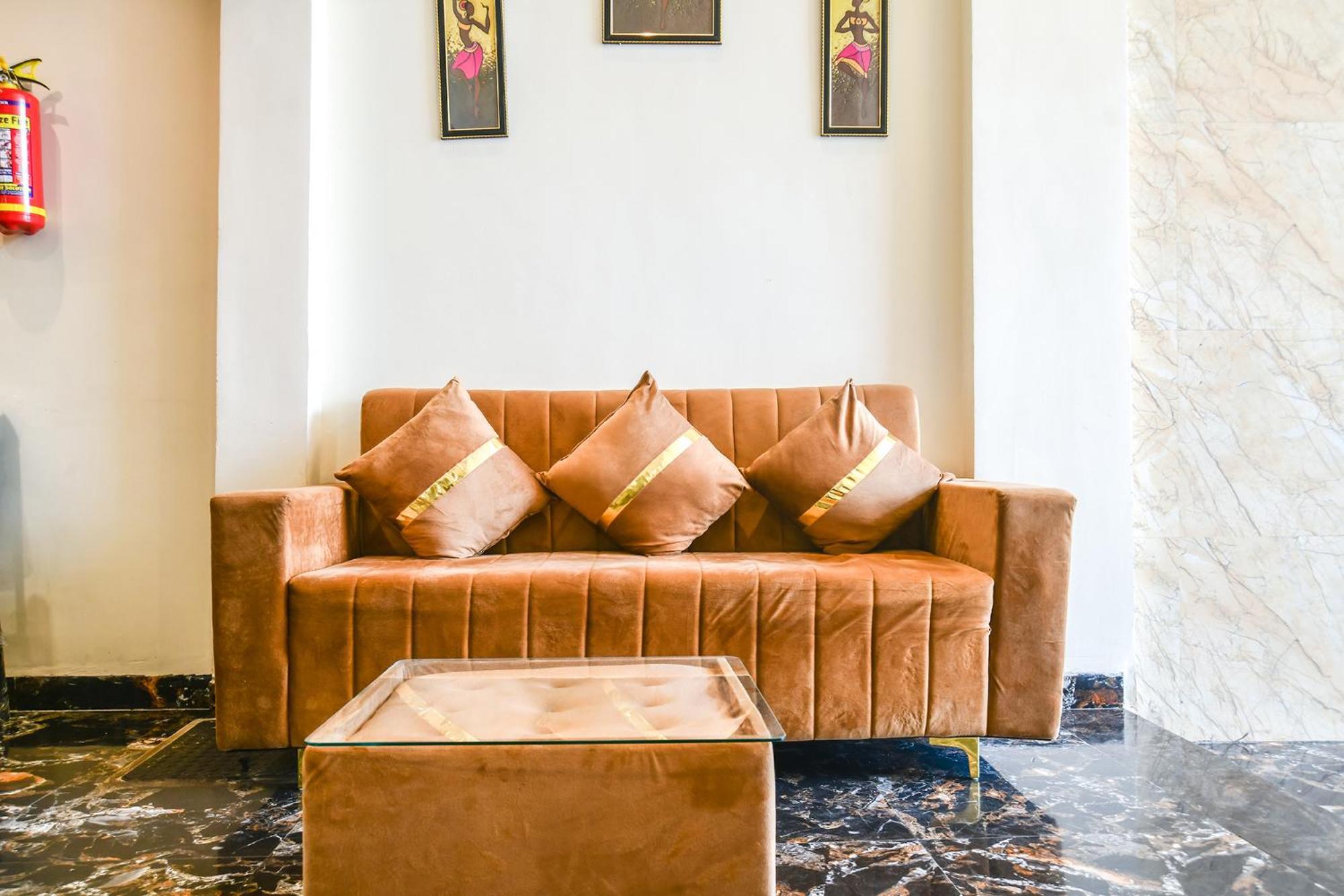 Fabhotel Crown Park إندور المظهر الخارجي الصورة